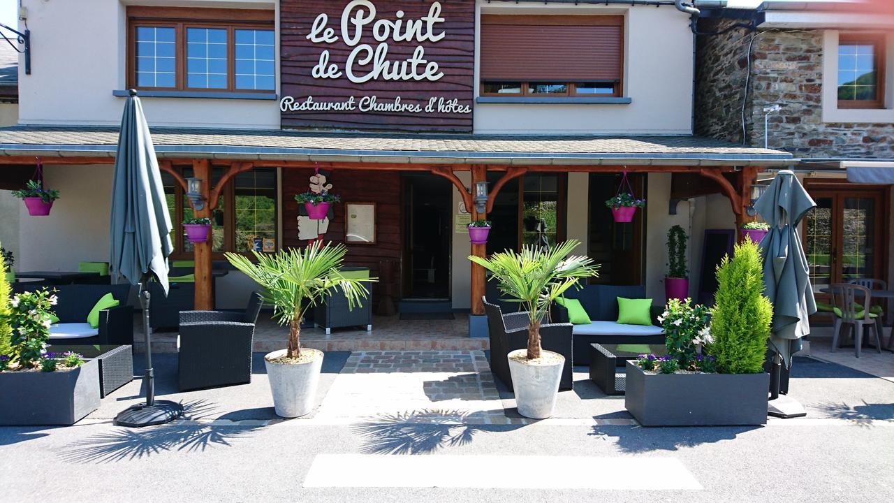 ホテルLe Point De Chute Tournavaux エクステリア 写真
